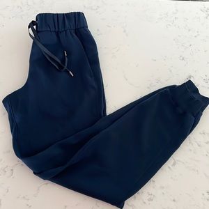 Lululemon High-Rise Jogger